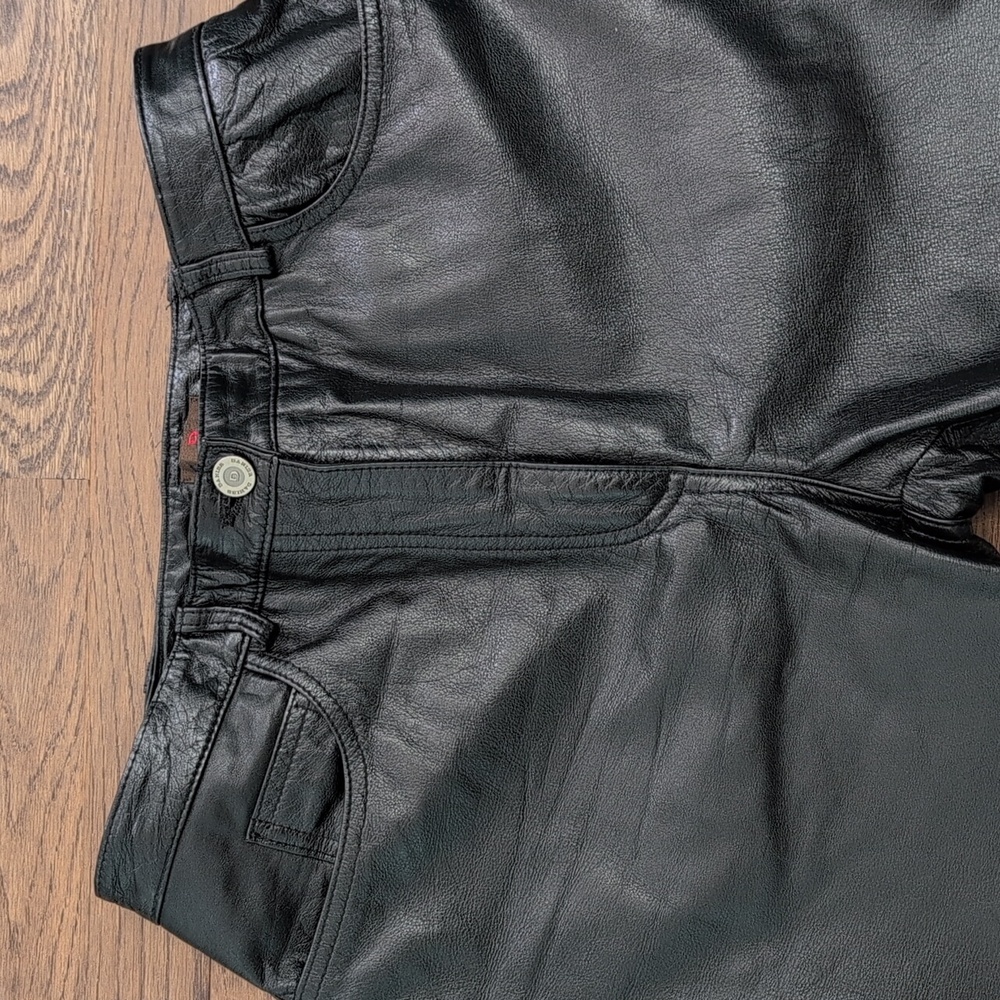 Danier Black Leather High Rise Straight Leg Pants Fits Modern Size 6 - Picture 7 of 8